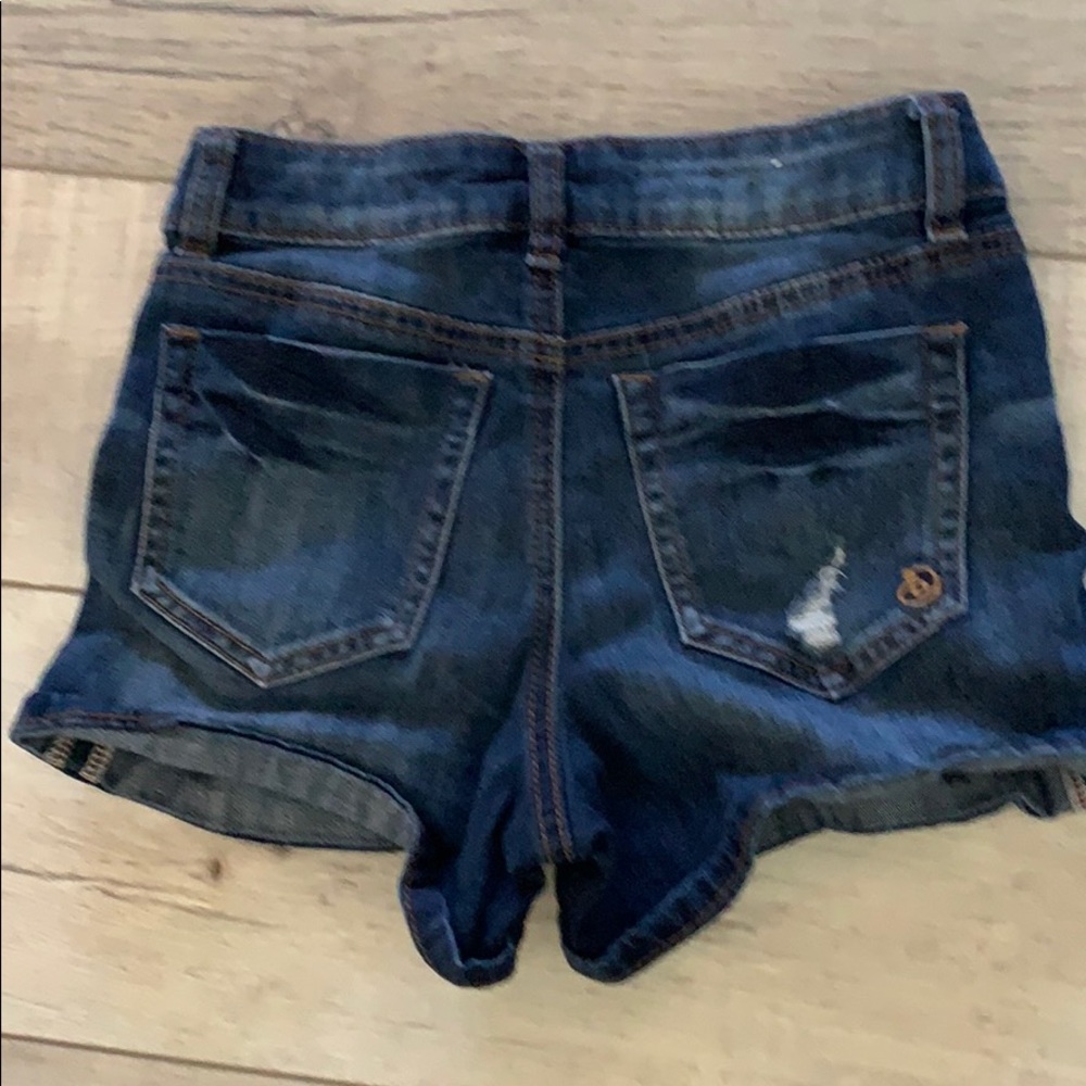 Indigo Rein jean shorts - Picture 3 of 3